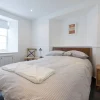 The Bath House - Family suite with bath and shower Room 9